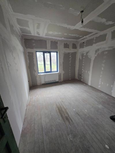 Image No.11-3 Bed House for sale