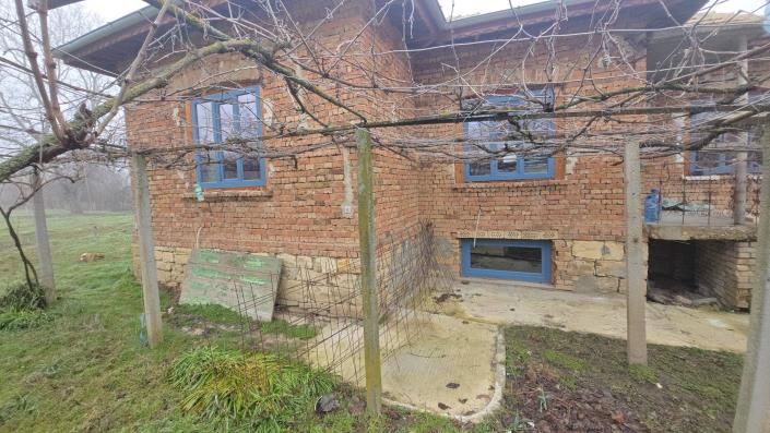 Image No.19-3 Bed House for sale