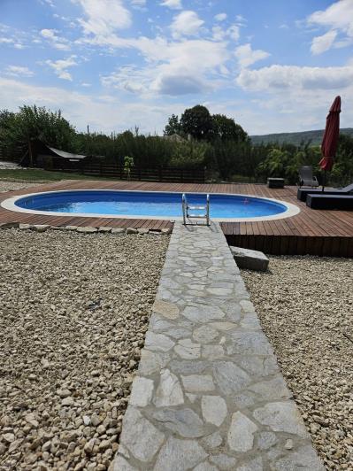 Image No.5-2 Bed House for sale