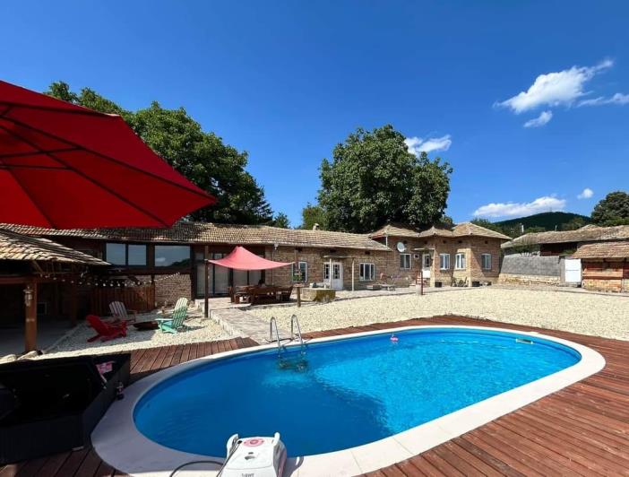Image No.14-2 Bed House for sale
