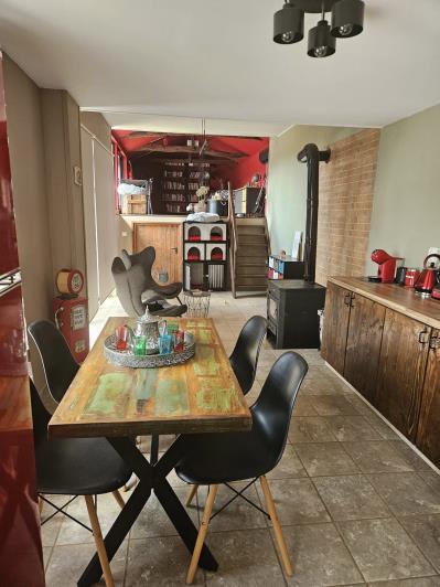 Image No.26-2 Bed House for sale