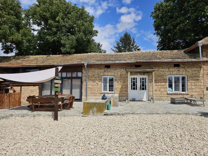 Image No.3-2 Bed House for sale