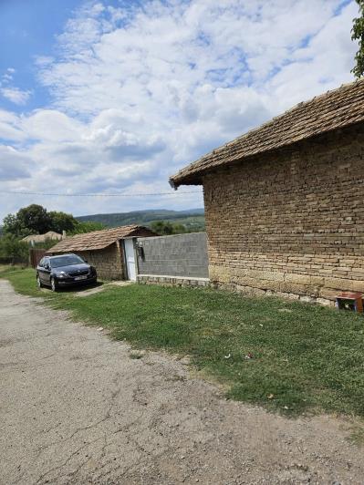 Image No.44-2 Bed House for sale