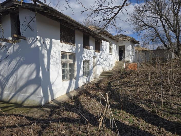 Image No.4-2 Bed House for sale