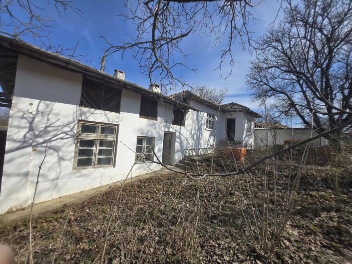 Image No.5-2 Bed House for sale
