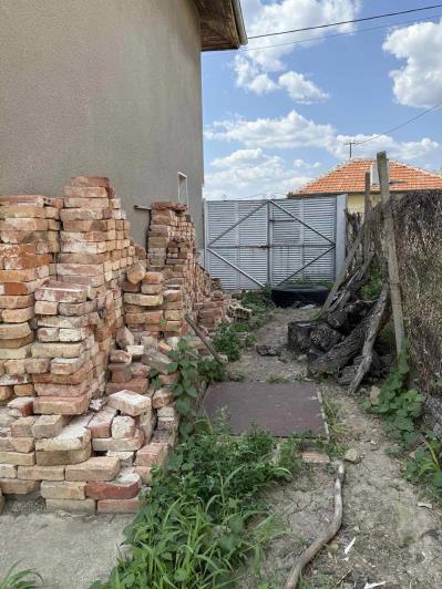 Image No.18-5 Bed House for sale