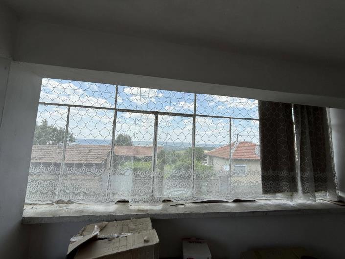 Image No.31-5 Bed House for sale