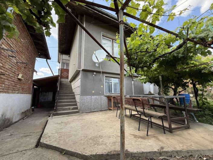 Image No.36-5 Bed House for sale