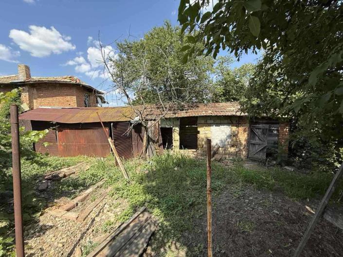 Image No.44-5 Bed House for sale