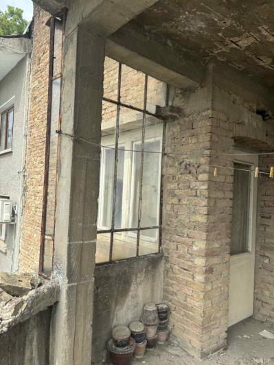 Image No.13-3 Bed Maisonette for sale