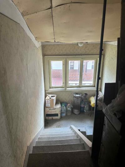 Image No.17-3 Bed Maisonette for sale