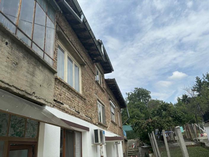 Image No.23-3 Bed Maisonette for sale