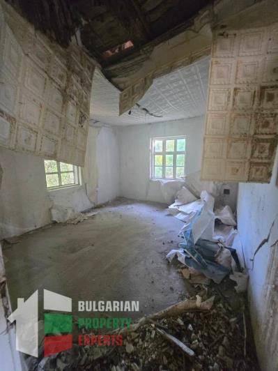 Image No.9-1 Bed House for sale