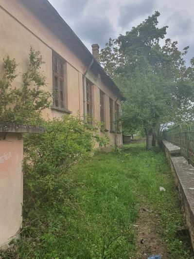 Image No.37-10 Bed House for sale