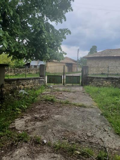 Image No.46-10 Bed House for sale