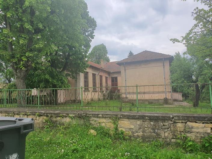 Image No.51-10 Bed House for sale