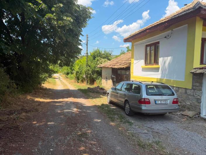 Image No.6-2 Bed House for sale