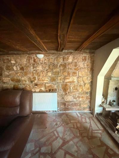 Image No.12-2 Bed House for sale