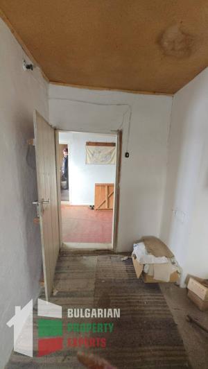 Image No.21-3 Bed House for sale