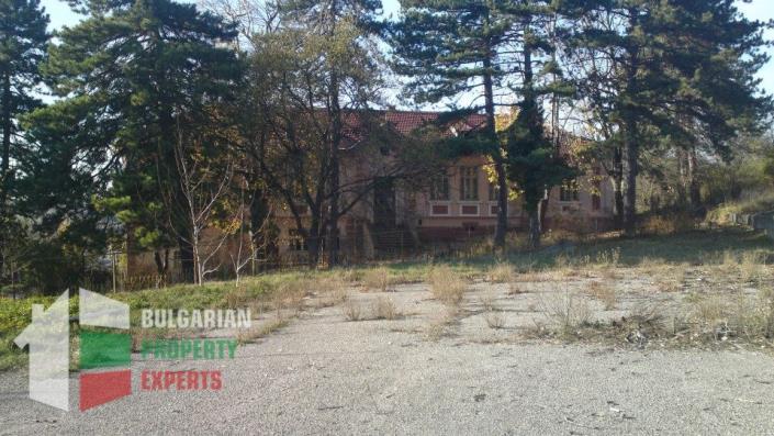 Image No.37-10 Bed Villa / Detached for sale