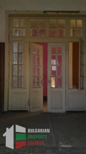 Image No.45-10 Bed Villa / Detached for sale
