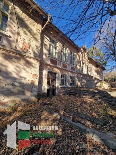 Image No.46-10 Bed Villa / Detached for sale