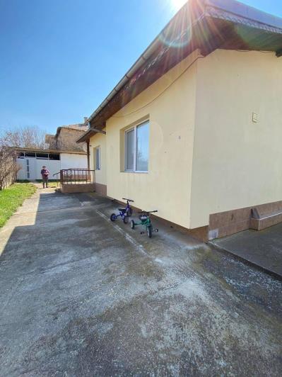 Image No.5-2 Bed Commercial for sale