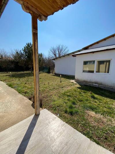 Image No.8-2 Bed Commercial for sale