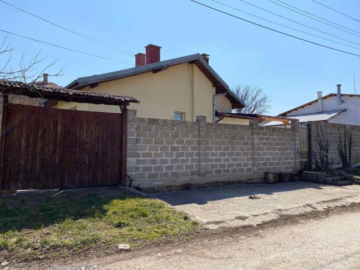 Image No.15-2 Bed Commercial for sale