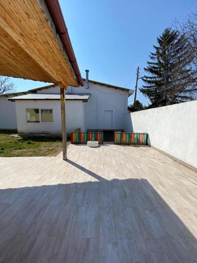 Image No.21-2 Bed Commercial for sale