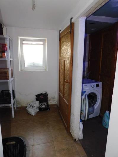 Image No.39-2 Bed Commercial for sale