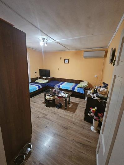 Image No.14-2 Bed House for sale