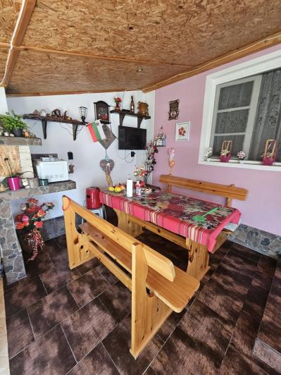 Image No.28-2 Bed House for sale