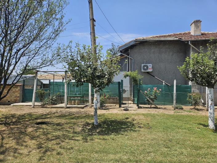 Image No.36-2 Bed House for sale