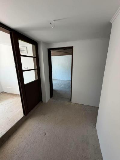 Image No.18-2 Bed House for sale