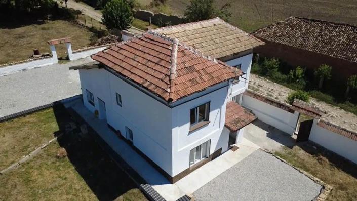 Image No.4-2 Bed House for sale