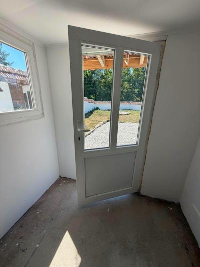 Image No.33-2 Bed House for sale