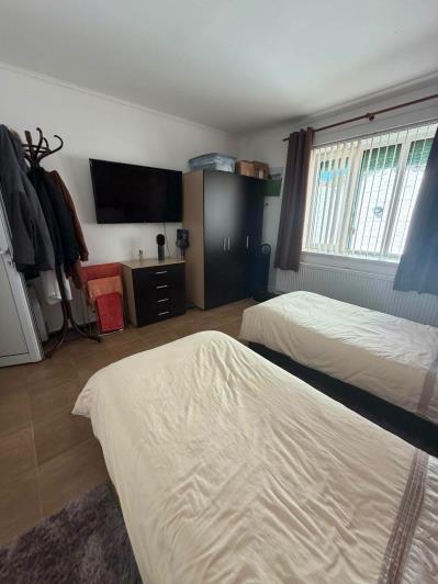 Image No.18-4 Bed House/Villa for sale