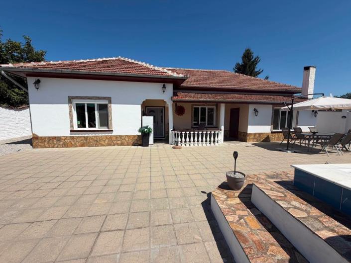 Image No.3-4 Bed House/Villa for sale