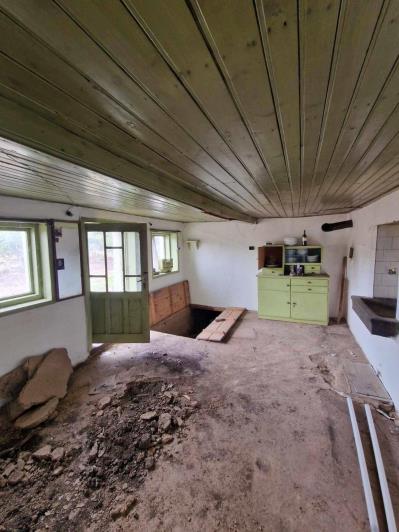 Image No.14-2 Bed Village House for sale