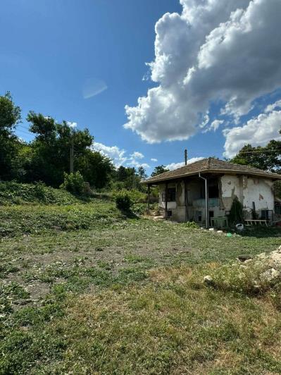 Image No.6-3 Bed House for sale