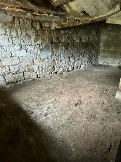 Image No.15-3 Bed House for sale