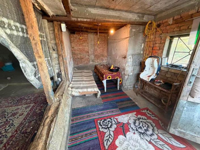Image No.6-2 Bed House for sale