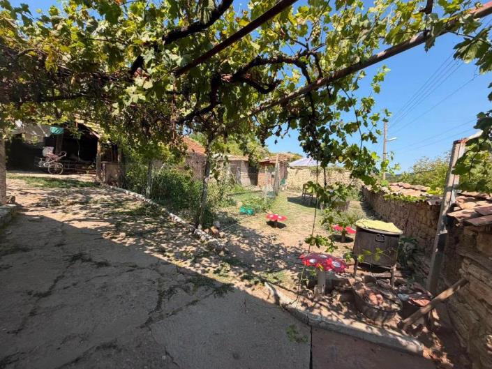 Image No.22-2 Bed House for sale