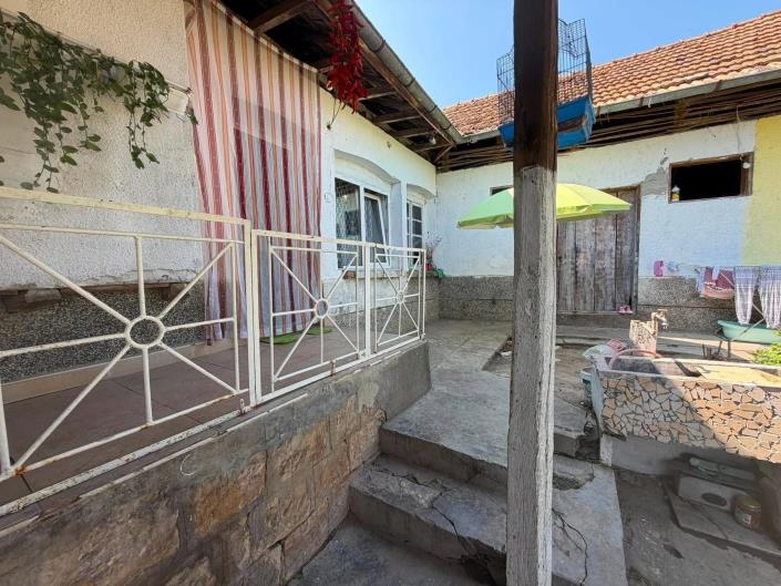 Image No.29-2 Bed House for sale
