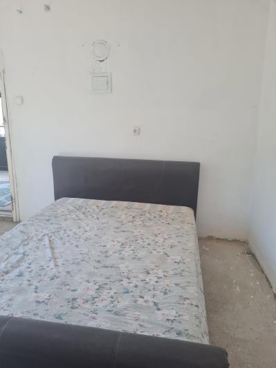 Image No.12-1 Bed House for sale