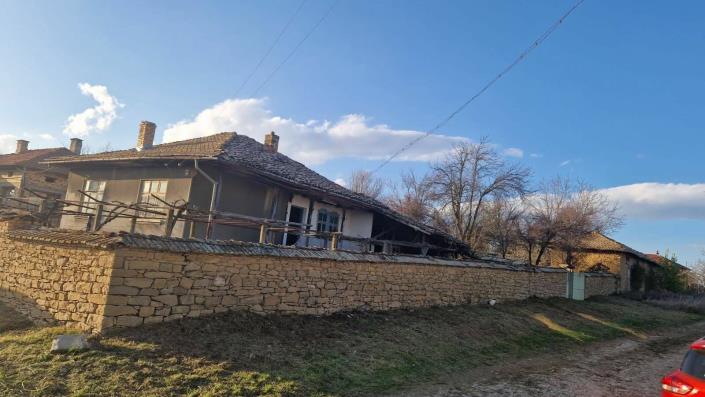 Image No.3-3 Bed House for sale