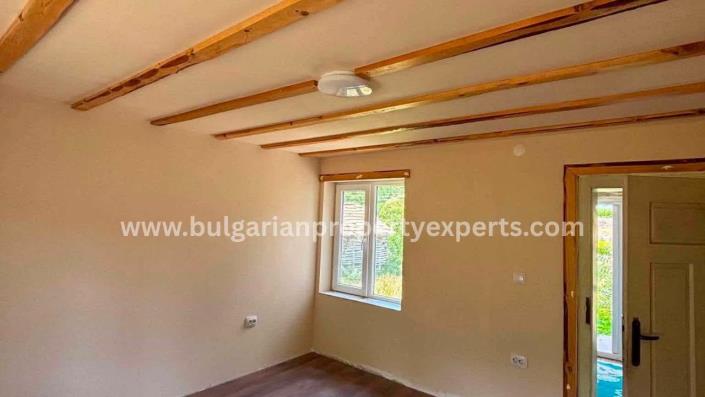 Image No.12-3 Bed House for sale