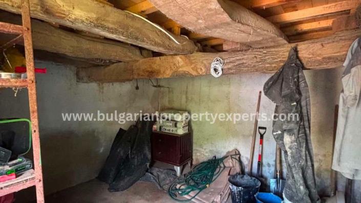 Image No.19-3 Bed House for sale