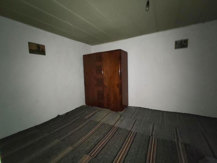 Image No.9-2 Bed House for sale